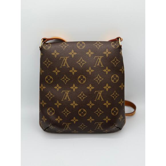 Louis Vuitton Musette Salsa - Picture 2 of 8